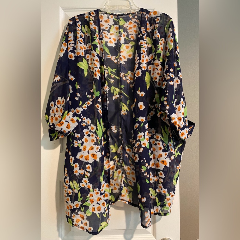No label kimono.  one size.  Navy, white, green and orange. EUC